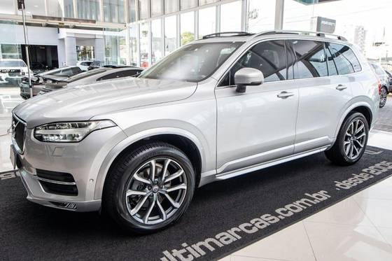 VOLVO XC90 2.0 D5 DIESEL MOMENTUM AWD GEARTRONIC